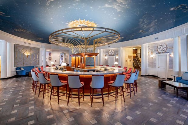 Images The Hotel Roanoke & Conference Center, Curio Collection by Hilton
