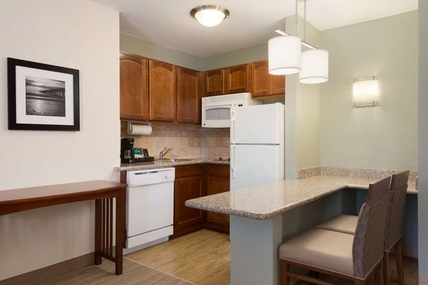 Images Homewood Suites by Hilton Jacksonville Deerwood Park