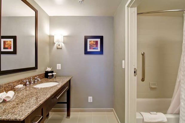 Images Homewood Suites by Hilton Woodbridge
