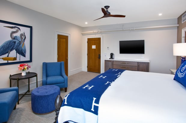 Images The Inn at Stonecliffe