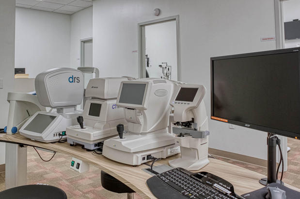 Images Stanton Optical