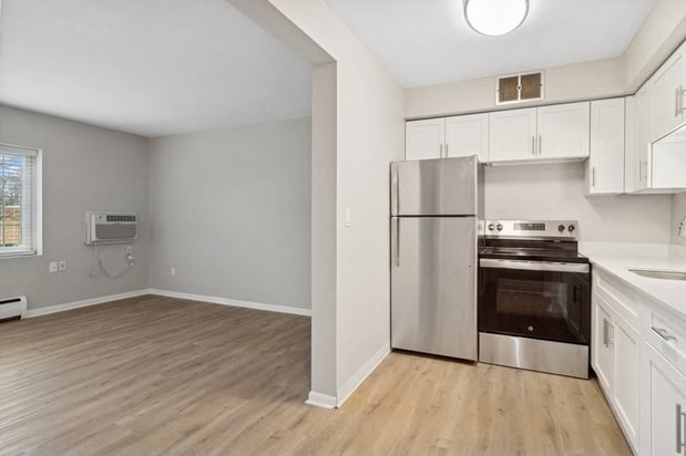 Images Cove at Linden Hills