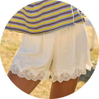 Woman wearing comfy pants.