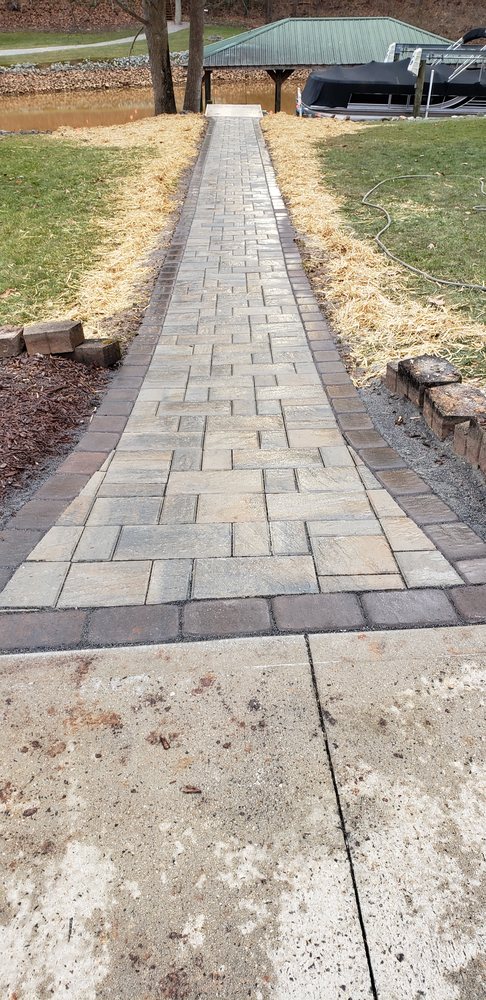 LAP LANDSCAPING Logo