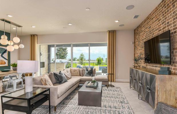 Images Split Oak Reserve by Pulte Homes