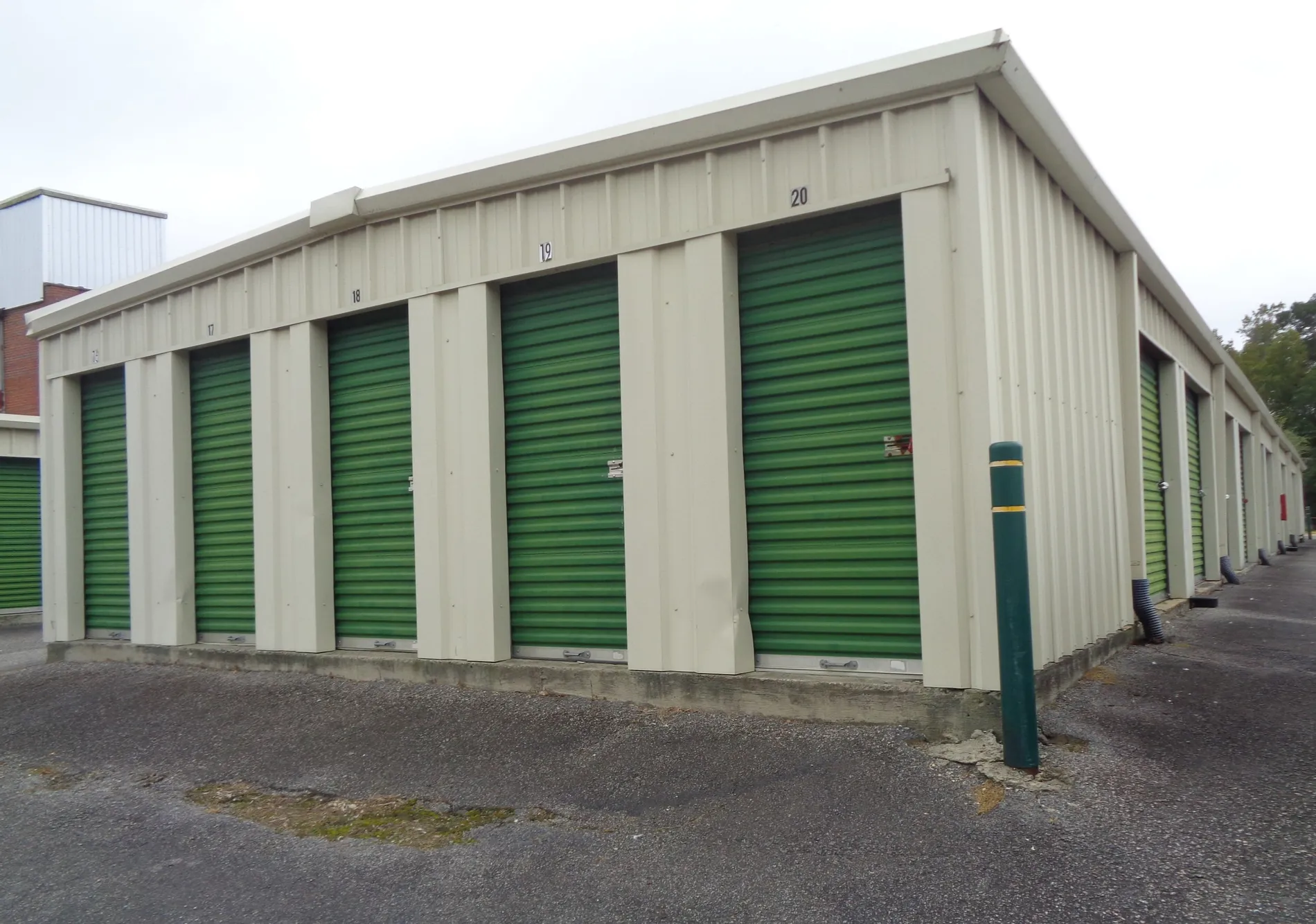 Self-storage unit rentals near WF Cox Company Building