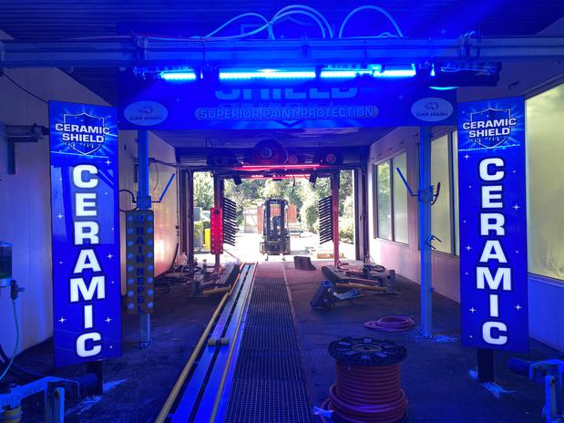 Images Whistle Express Car Wash