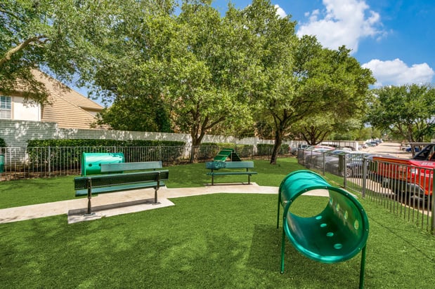 Images Estates at Las Colinas