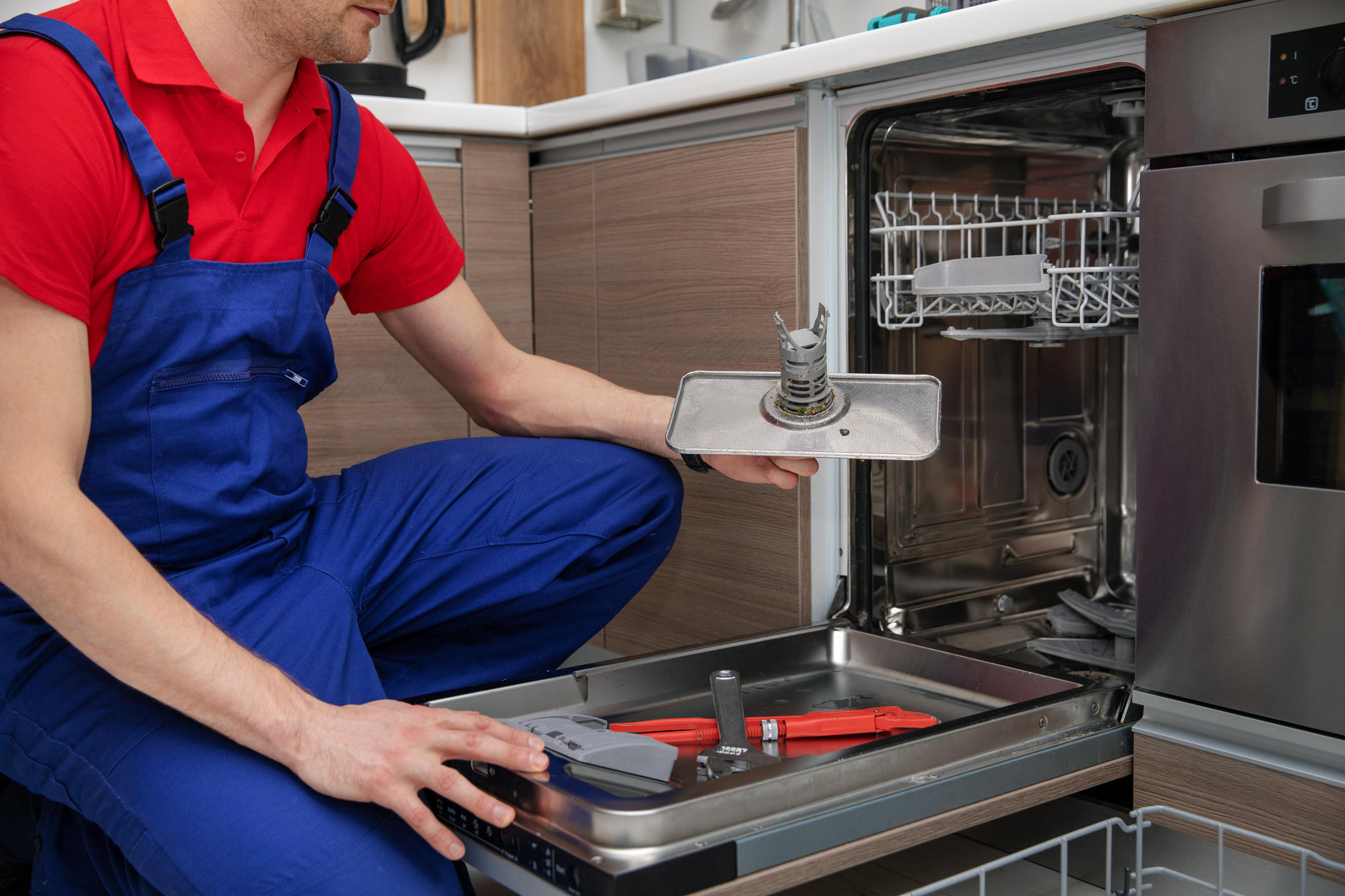 Count on Elite Appliance Repair LLC for expert dishwasher repair services. We prioritize efficiency and quality, ensuring swift and professional repairs that restore your dishwasher's functionality