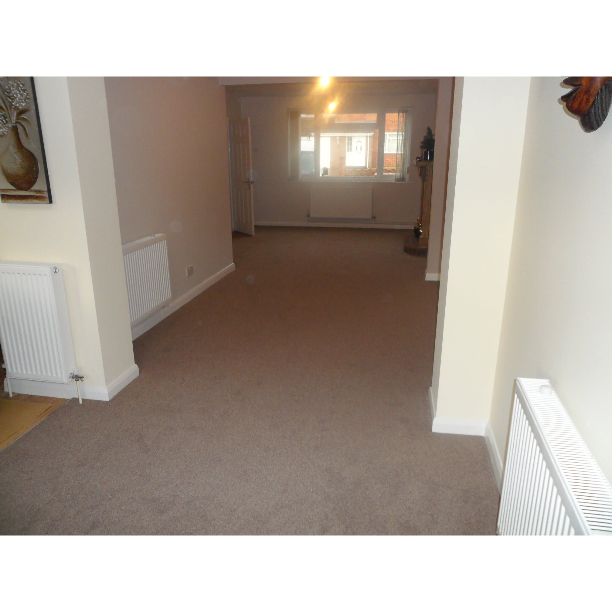 LOGO Phil Taylor Carpets & Flooring Swindon 01793 725506