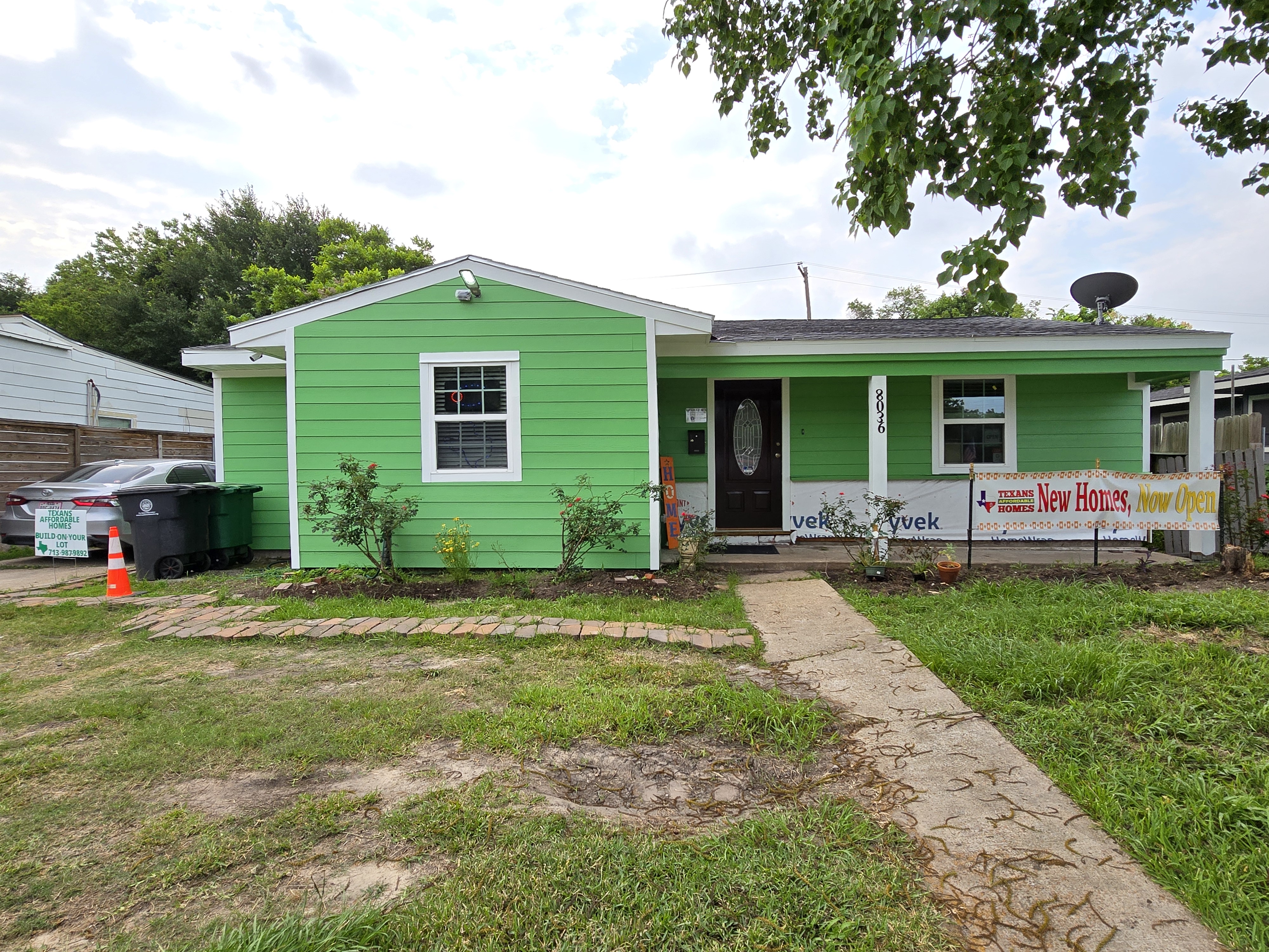 Texans Affordable Homes office located in 8036 Howard Dr., Houston, TX 77017. Contact us today at (713) 987-9892. www.texansaffordablehomes.com Monday through Friday from 9am to 5pm. Appointment on Saturday must be made over the phone.