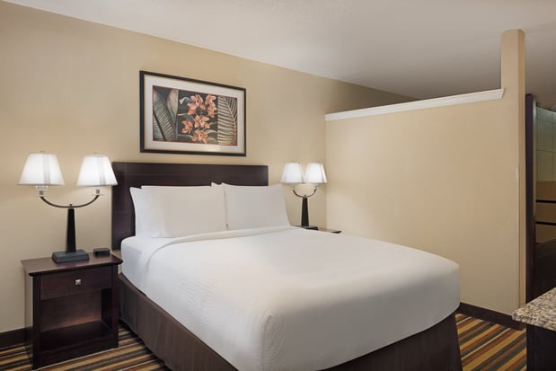 Images Holiday Inn & Suites Orlando SW - Celebration Area by IHG