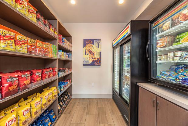 Images Holiday Inn Express & Suites Fremont - Milpitas Central by IHG