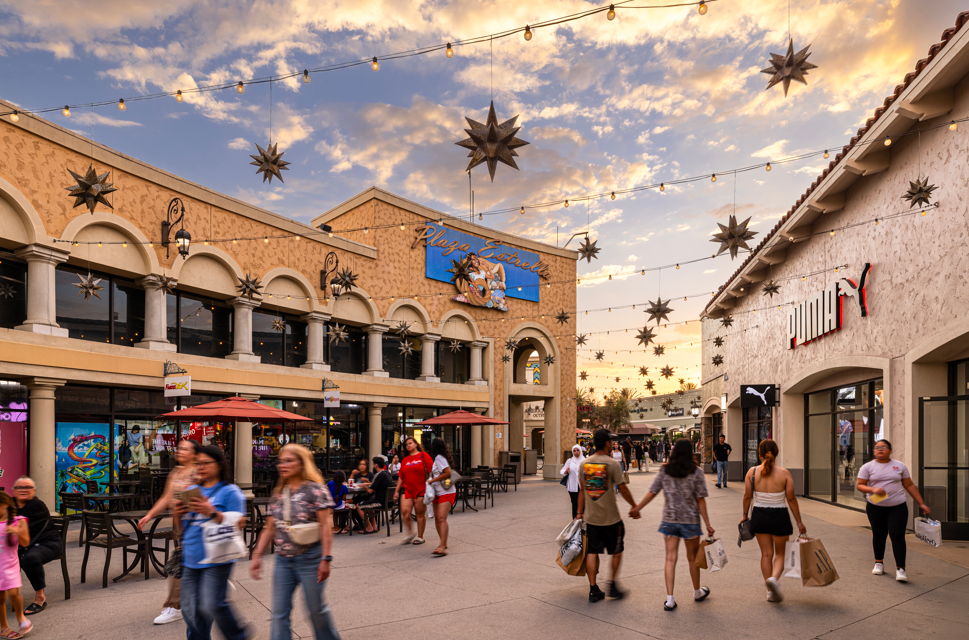 Las Americas Premium Outlets