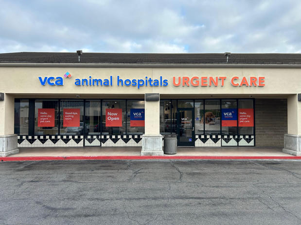 Images VCA Animal Hospitals Urgent Care - Tustin