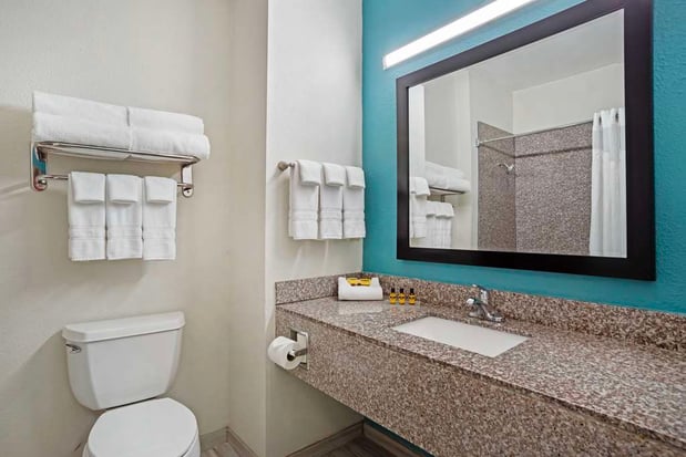 Images Best Western Plus Blue Angel Inn