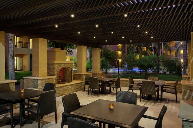Images Embassy Suites by Hilton Phoenix Tempe