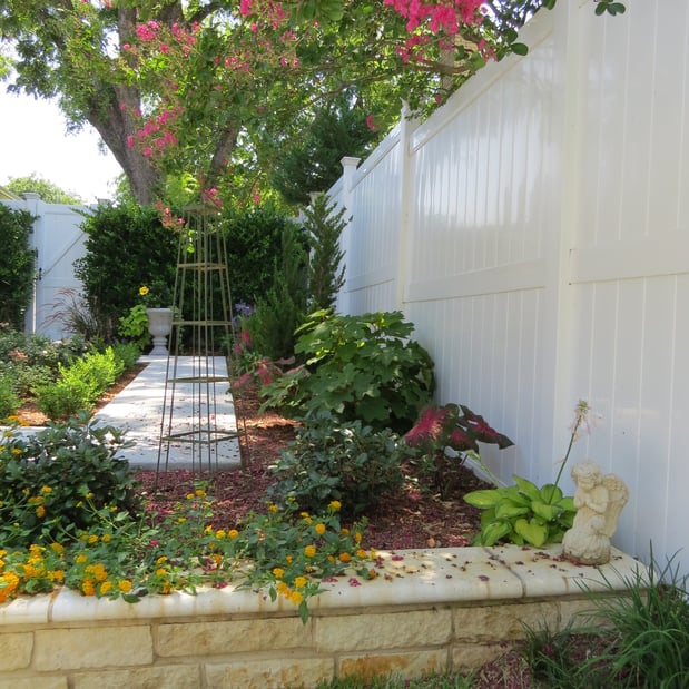 Images Buzz Custom Fence
