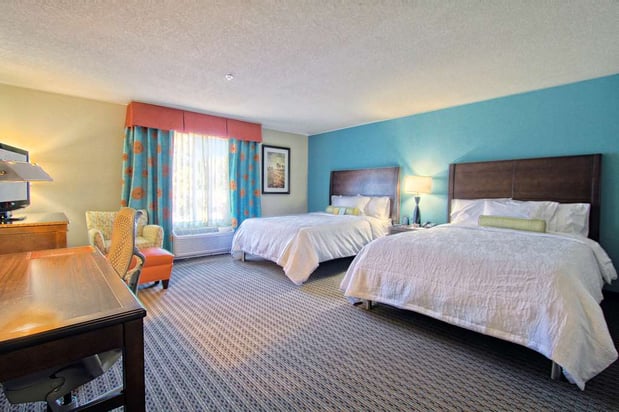 Images Hilton Garden Inn Tulsa Midtown