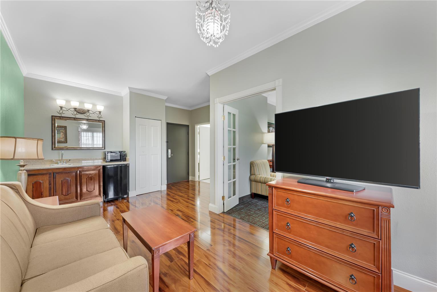 King Suite (Whirlpool)