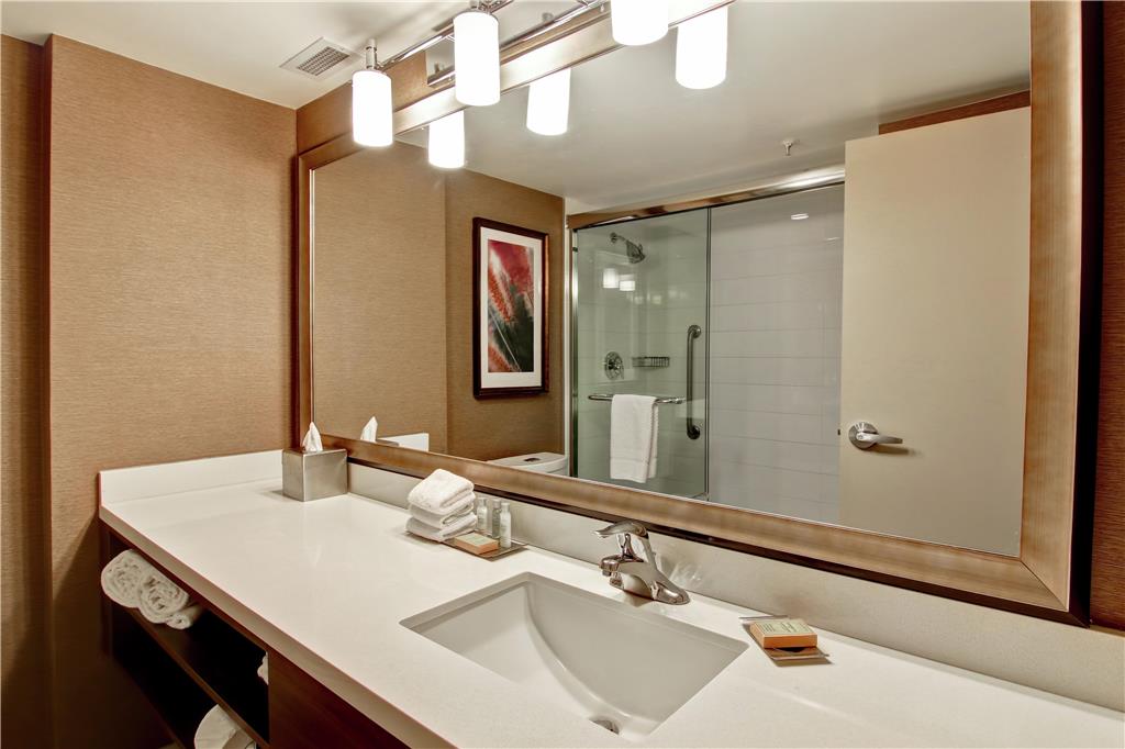 Images DoubleTree by Hilton Hotel West Edmonton