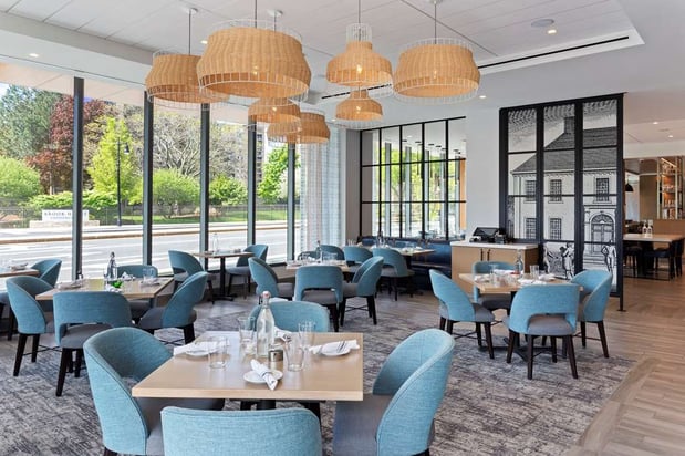 Images Hilton Garden Inn Boston Brookline