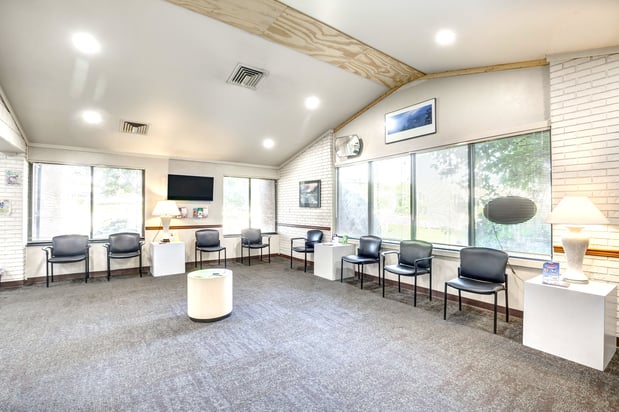 Images CareFirst Urgent Care - Springdale