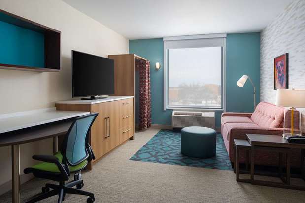 Images Home2 Suites Des Moines at Drake University