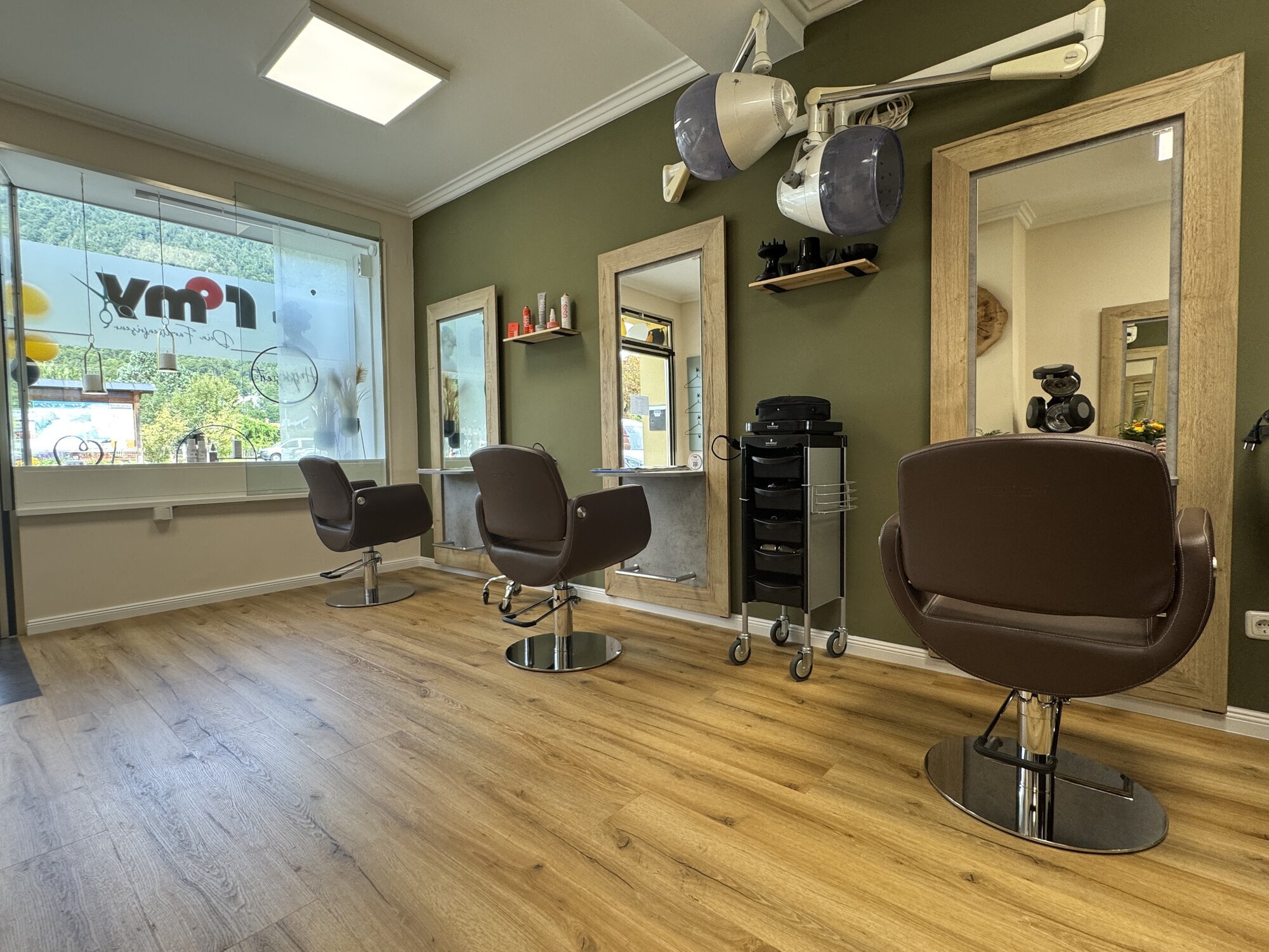 Romy dein Familienfriseur, Hauptstraße 11 in Oberau