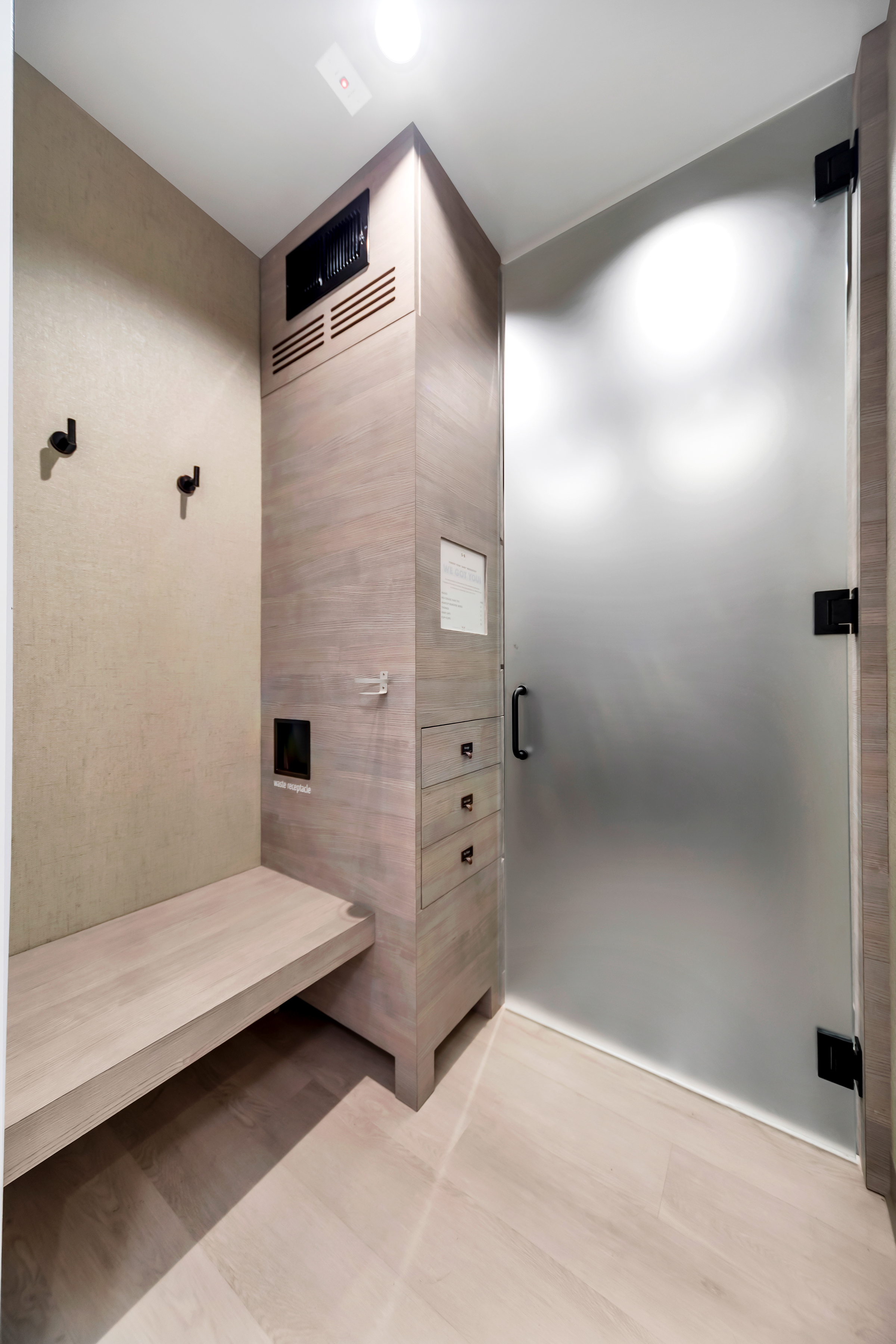 SUGARED + BRONZED Northern Liberties Tanning Room