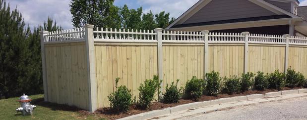 Images NEED-A-FENCE, INC.