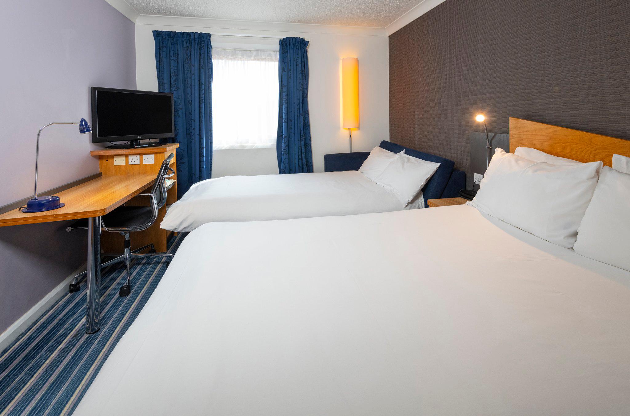 Holiday Inn Express Southampton - West, an IHG Hotel Southampton 03719 021550