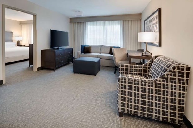 Images Embassy Suites by Hilton Detroit Troy Auburn Hills