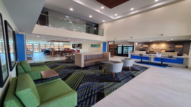 Images Holiday Inn Express & Suites Arlington North – Stadium Area by IHG