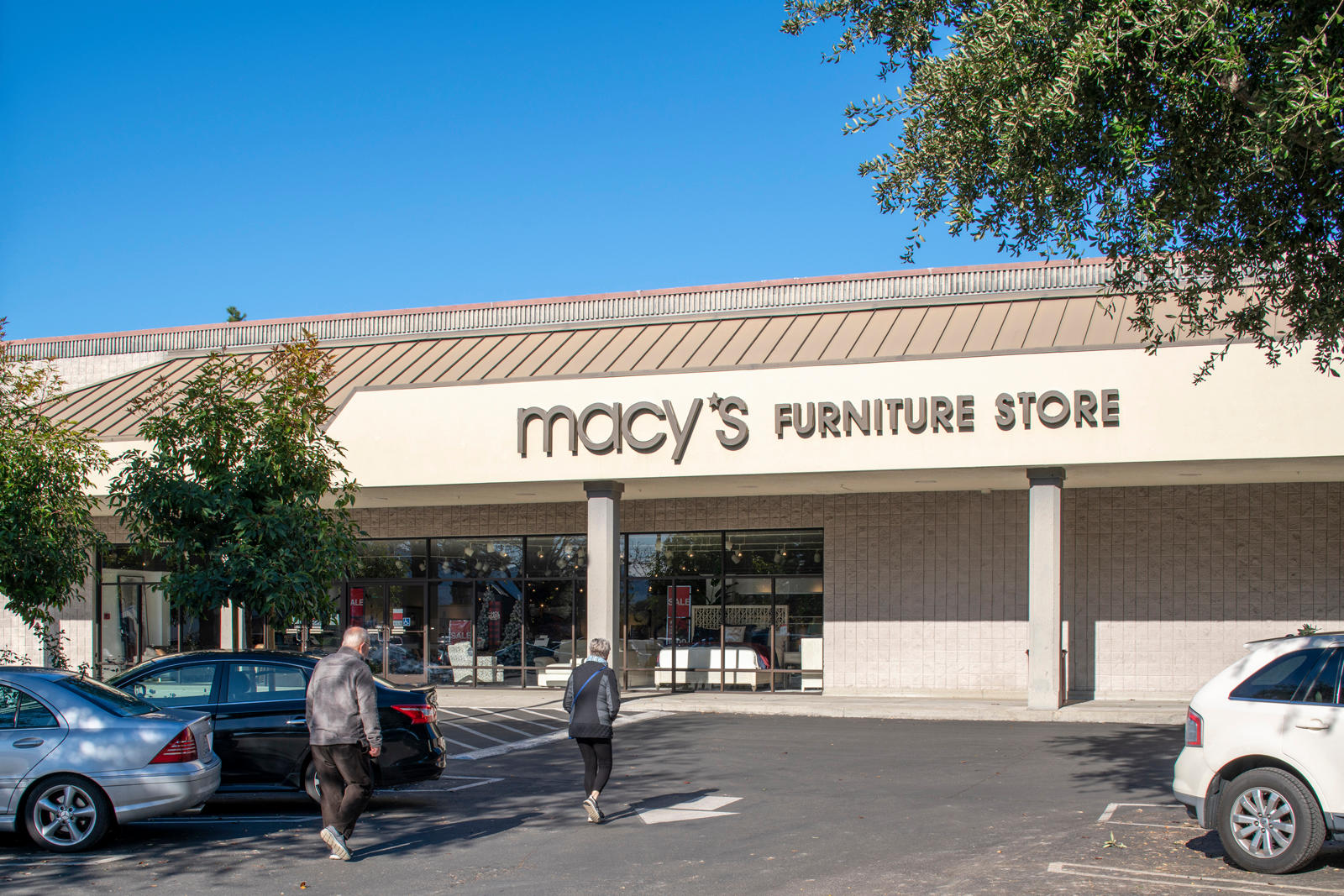 Macy's Furniture Store at Rose Pavilion Shopping Center