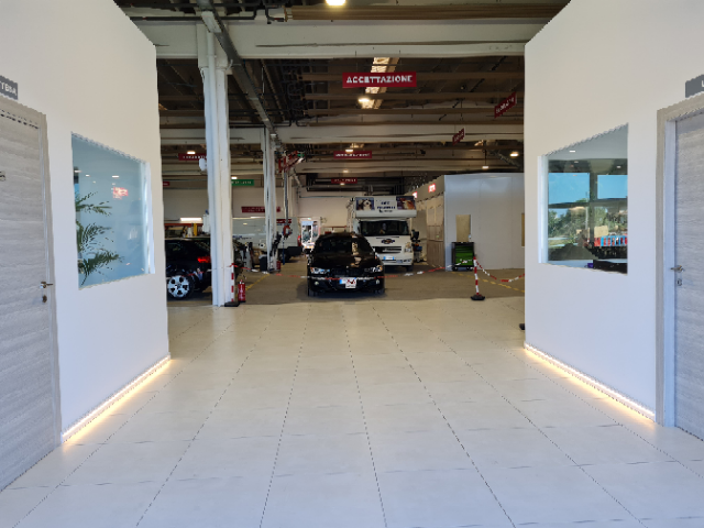 Images Carrozzeria Adriatica