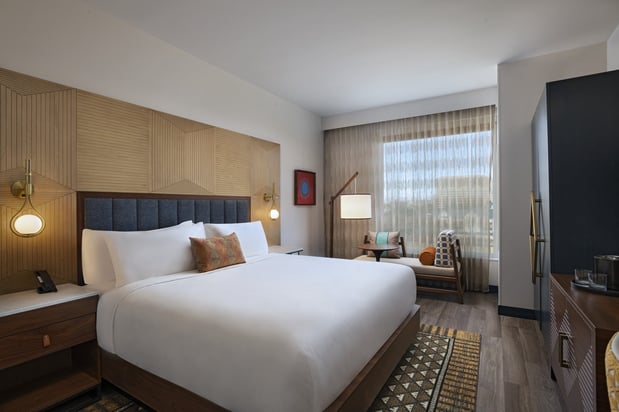 Images Hotel Indigo Irving - Las Colinas by IHG