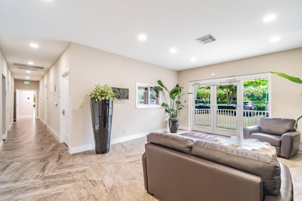 Images EE Properties Global