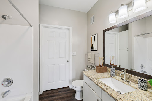 Images Cross Creek at Murfreesboro Apartments