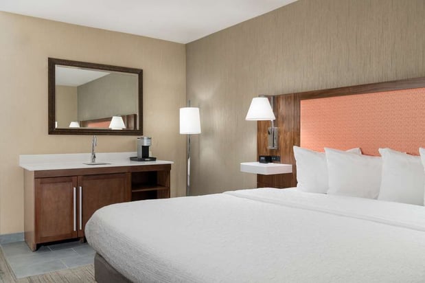 Images Hampton Inn & Suites Sacramento-Cal Expo