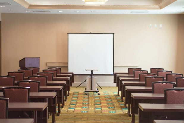 Images Hampton Inn & Suites Dallas/Frisco North-FieldhouseUSA