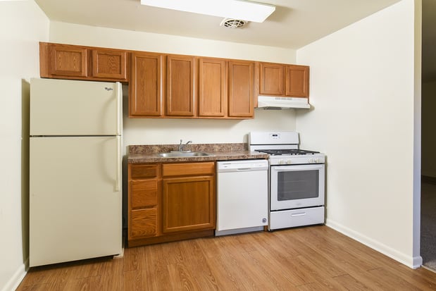 Images Mill Creek Village Apartments