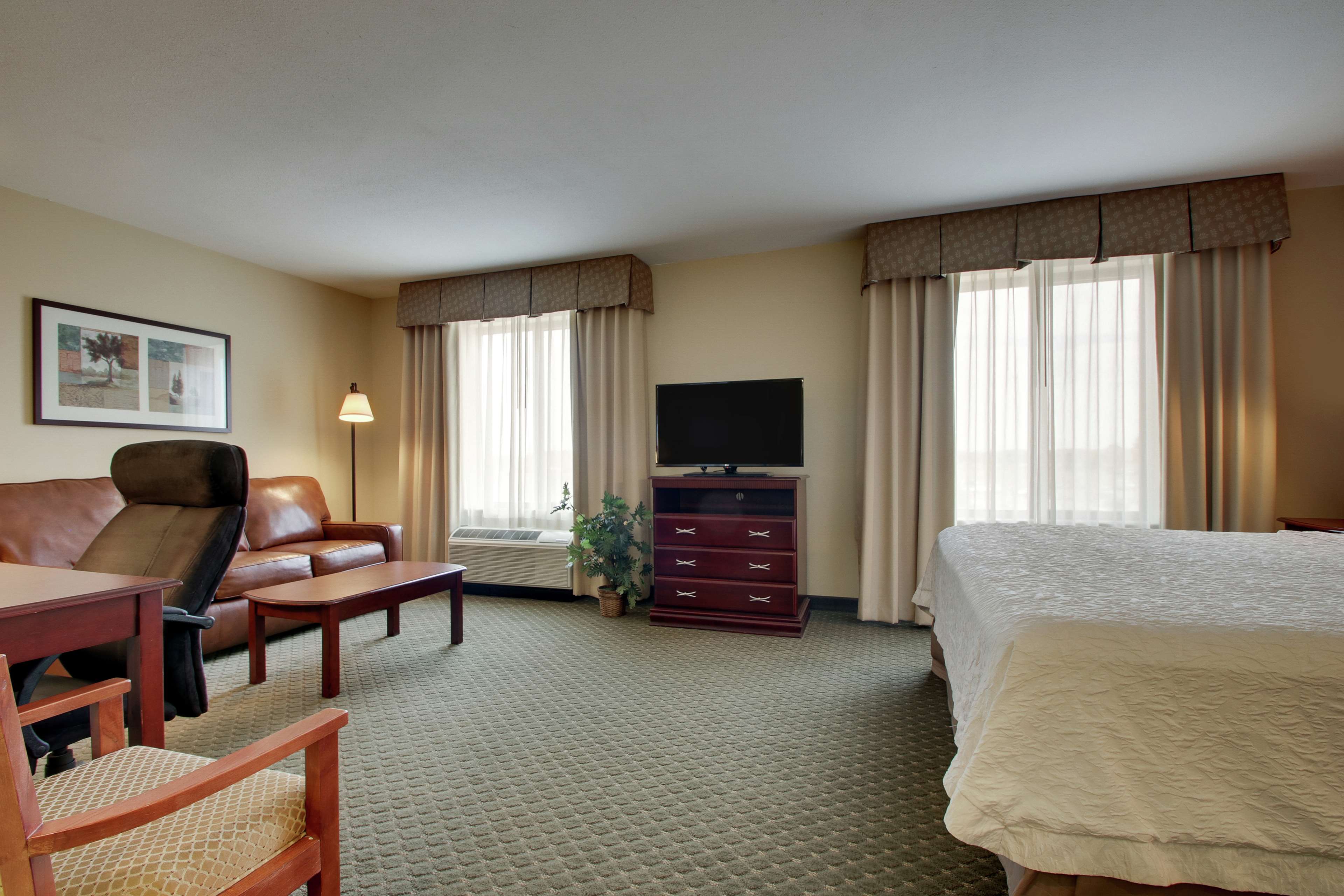 HAMPTON INN & SUITES DENVER LITTLETON