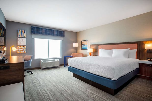 Images Hampton Inn & Suites North Port