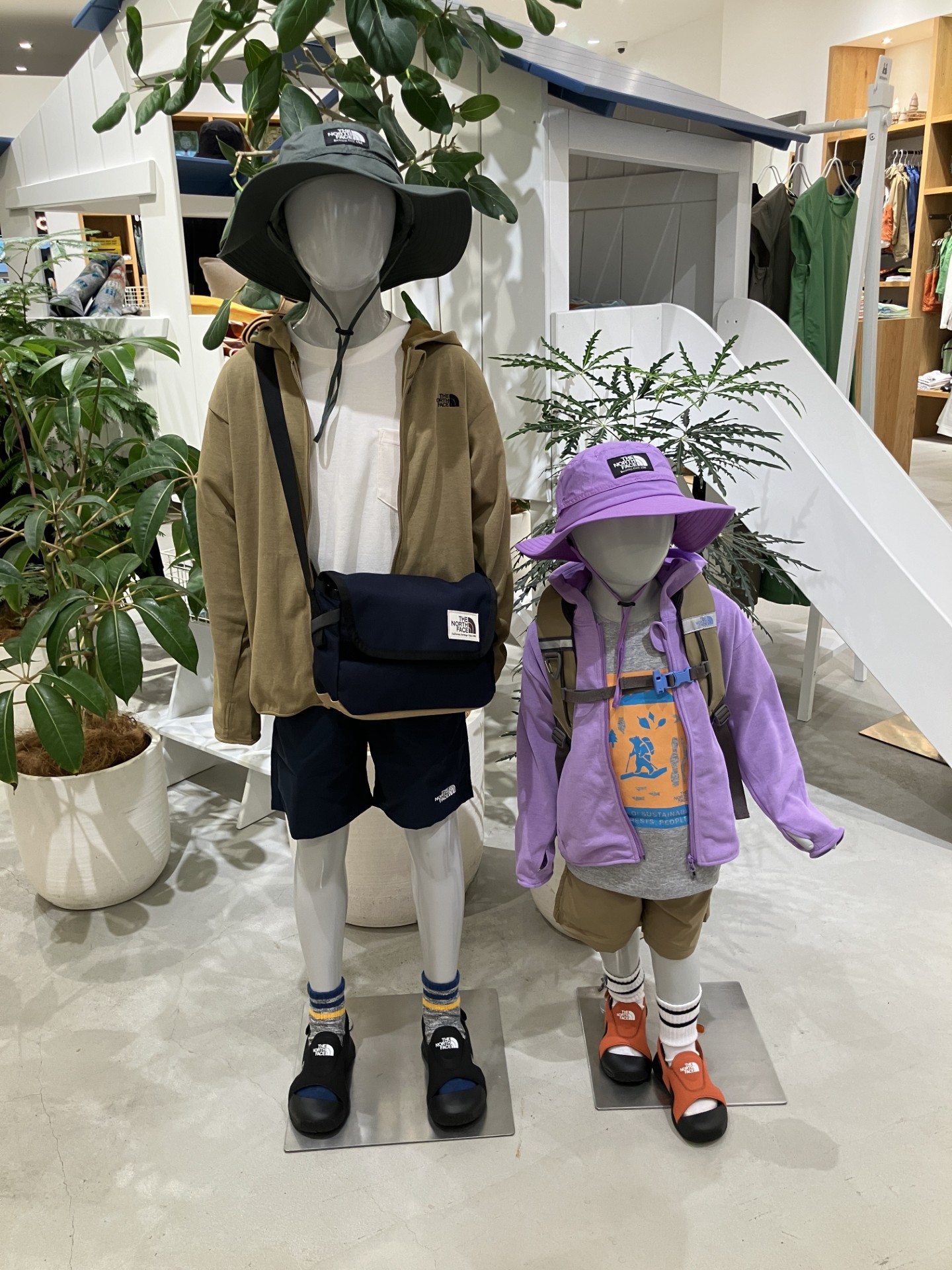 Images THE NORTH FACE/HELLY HANSEN  kids (ザ・ノース・フェイス / ヘリーハンセン キッズ) ららぽーと愛知東郷