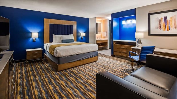 Images Best Western DeWitt