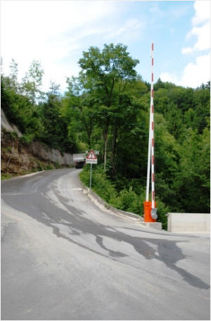 Emutec AG, Tobelstrasse 11 in Adetswil