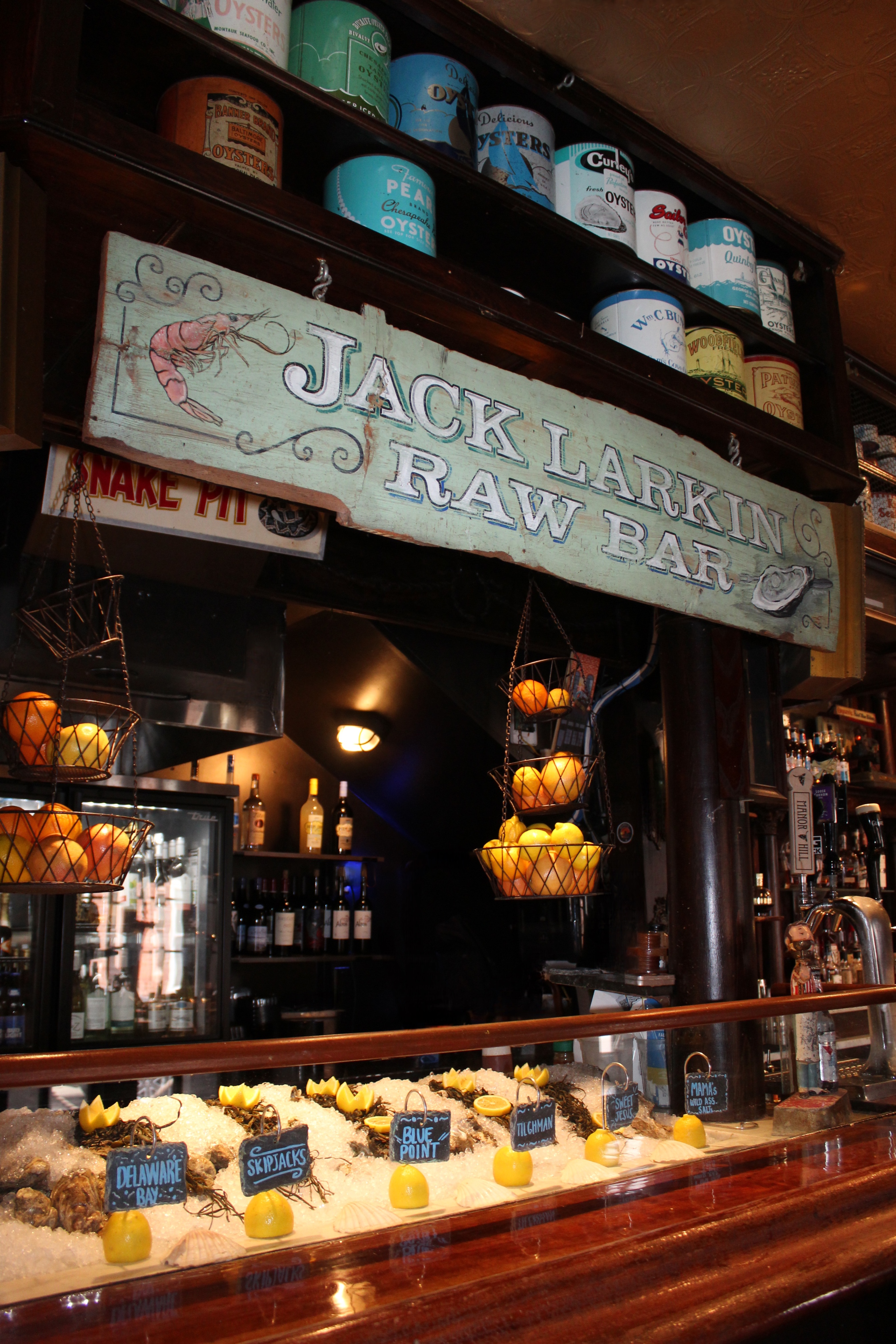 Mama's Iconic Raw Bar: Freshly Shucked Oysters Daily 