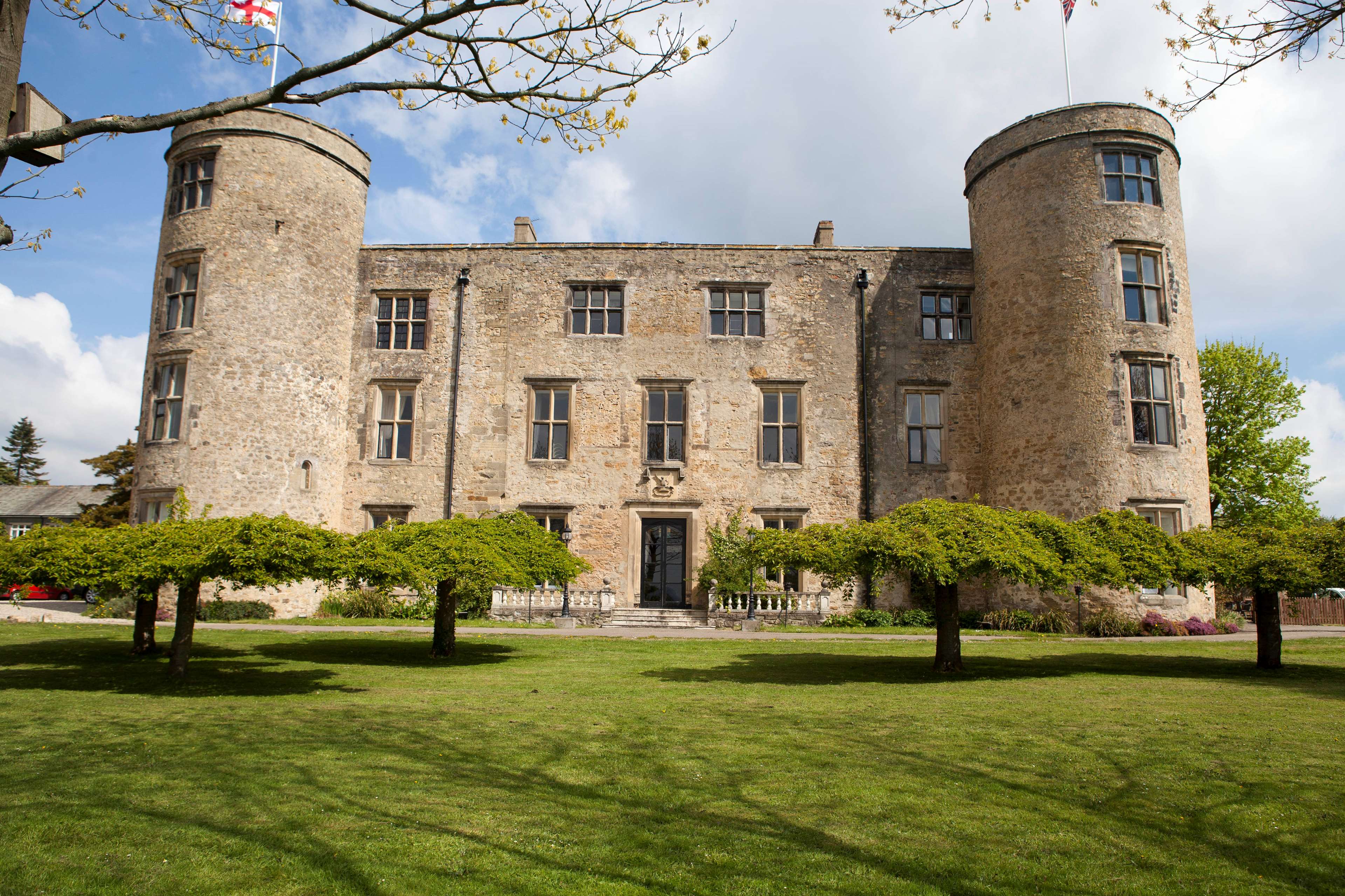 Best Western Walworth Castle Hotel - Hotels in Darlington DL2 2LY - 192.com