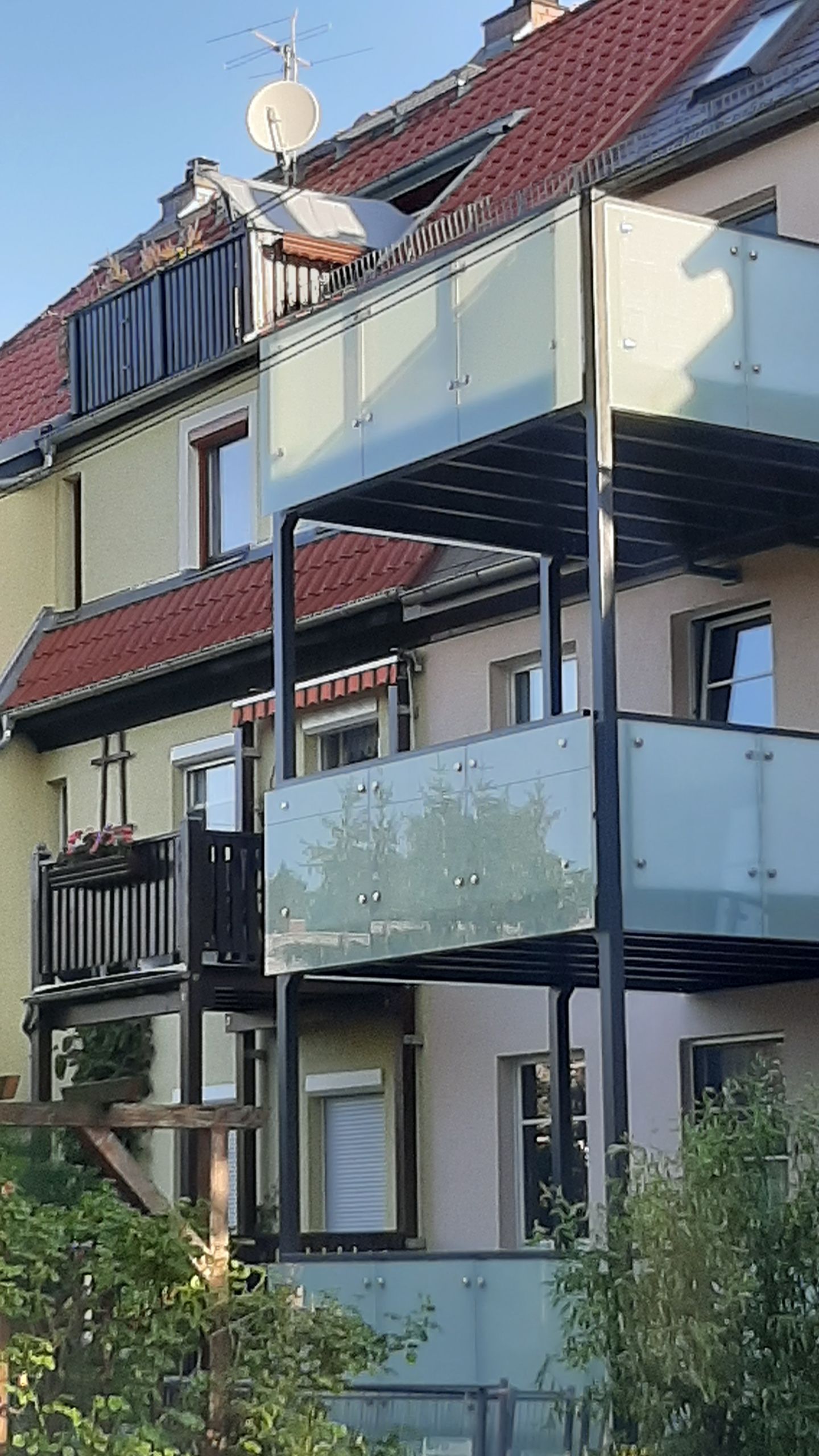 Stahl Michel, Erzbergerstr. 4 in Crimmitschau